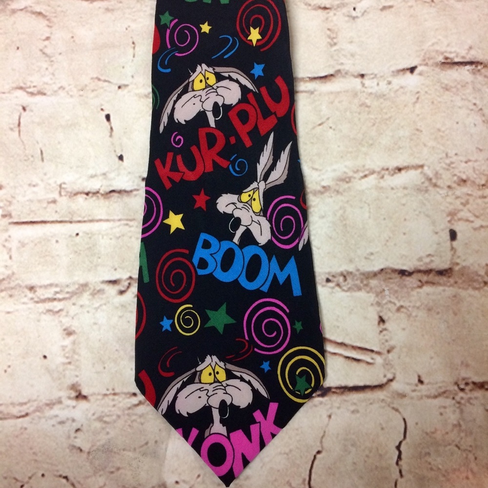 VINTAGE Looney Tunes Wile E Coyote Silk Tie